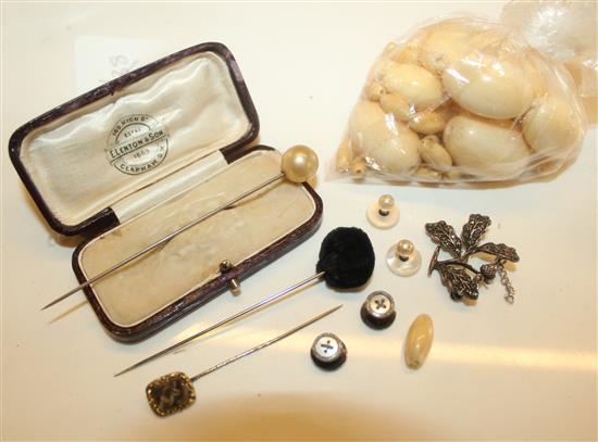 Cased dress studs, a tiepin, two hat pins etc